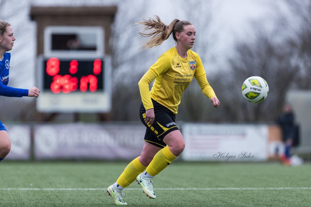 Bild 220 - F SSC Hagen Ahrensburg - SV Frisia Risum-Lindholm : Ergebnis: 1:2